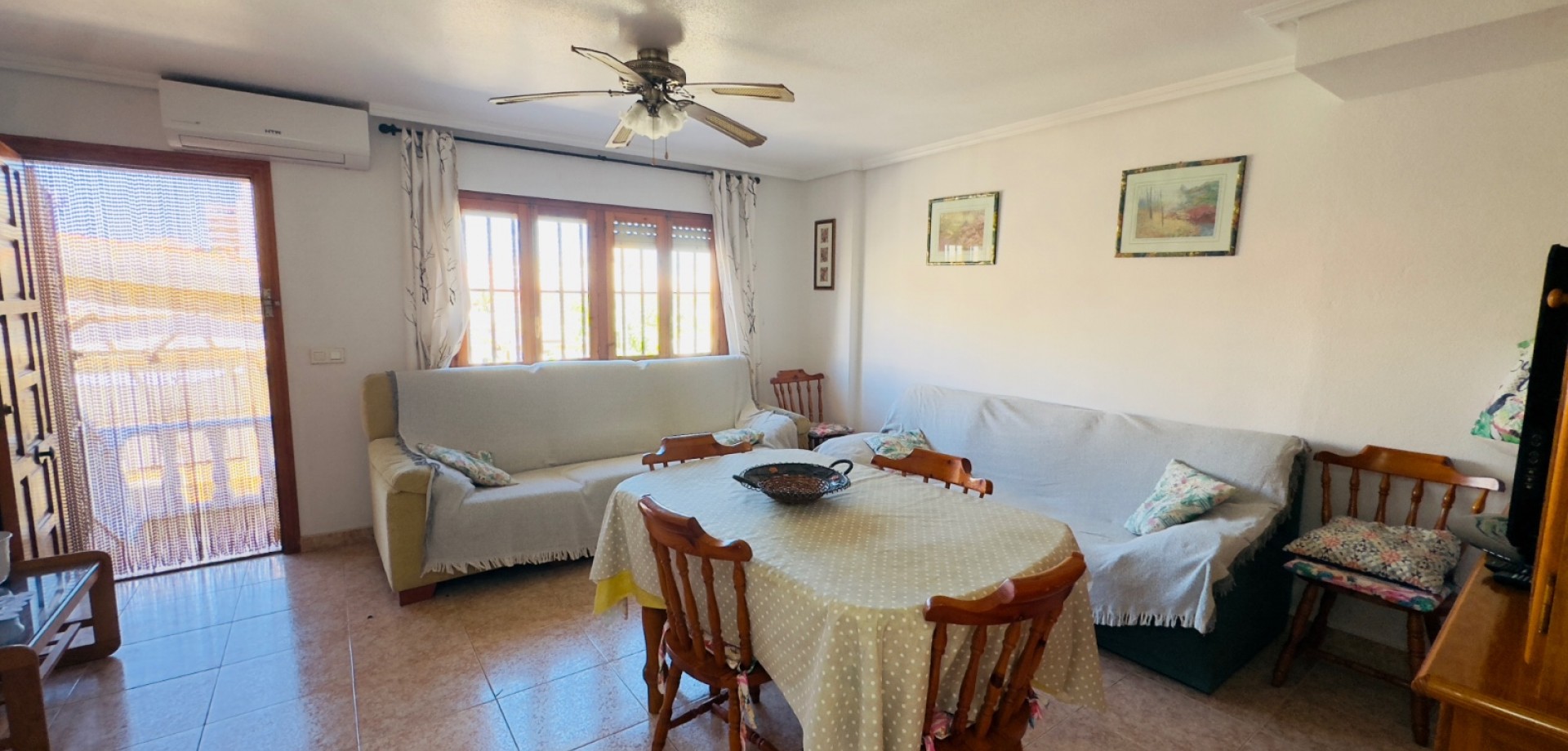 House in Torrelamata - Image 3