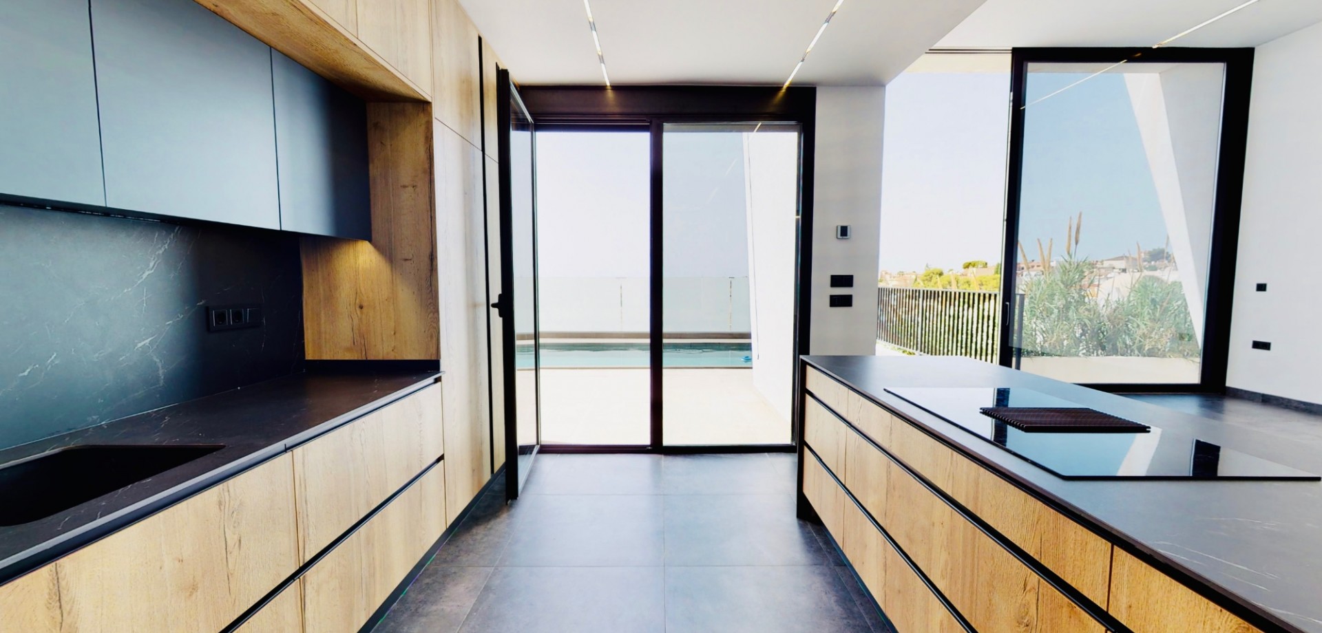 House in Los Balcones - Image 3