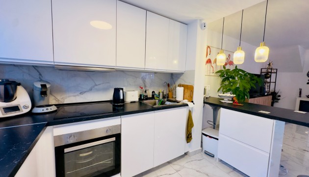 Resale - House - Torrevieja - El Acequión - Los Náufragos