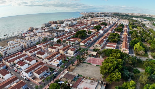 Resale - House - Torrevieja - El Acequión - Los Náufragos