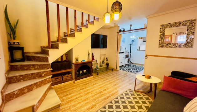 Resale - House - Torrevieja - Los Altos