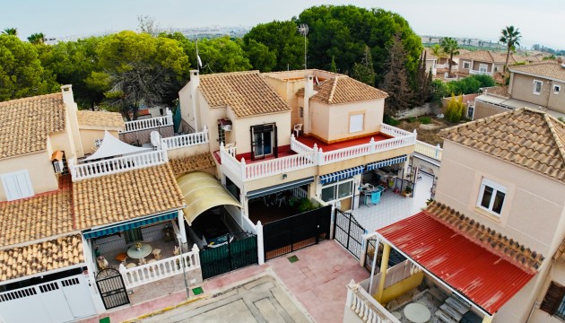 Resale - House - Torrevieja - Los Altos