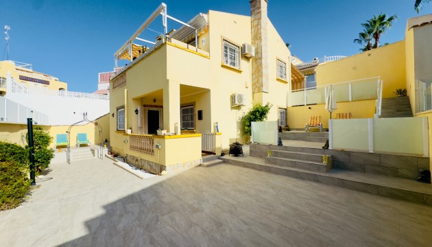Resale - Detached Villa - Orihuela Costa - Playa Flamenca