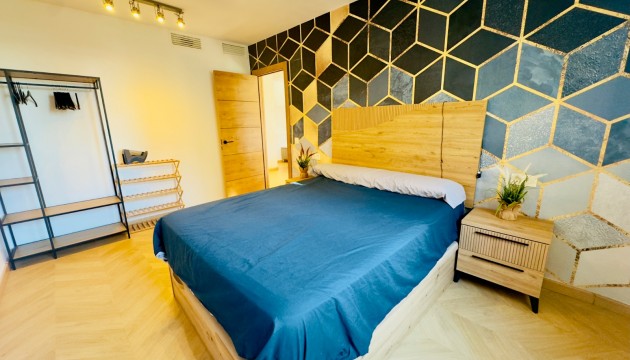 Resale - Apartment - Torrevieja - El Acequión - Los Náufragos