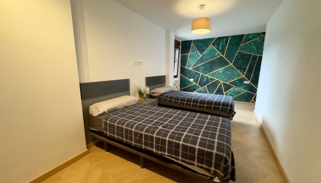 Resale - Apartment - Torrevieja - El Acequión - Los Náufragos