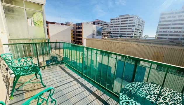 Resale - Apartment - Torrevieja - El Acequión - Los Náufragos