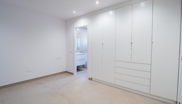 Videresalg - Detached Villa - La Manga del Mar Menor