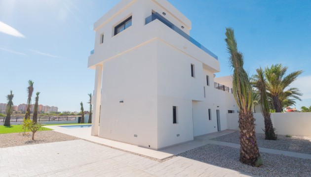 Videresalg - Detached Villa - La Manga del Mar Menor