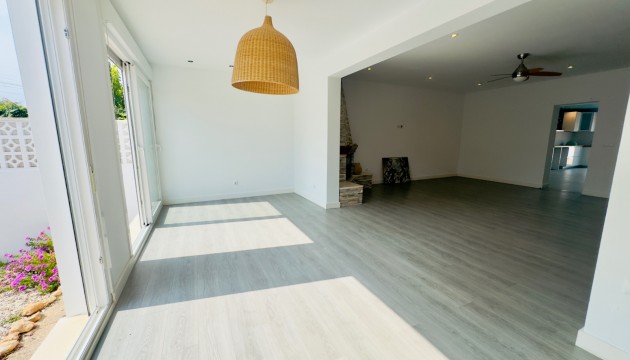 Resale - House - Torrevieja - Nueva Torrevieja - Aguas Nuevas