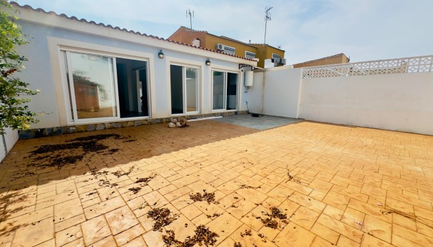 Resale - House - Torrevieja - Nueva Torrevieja - Aguas Nuevas