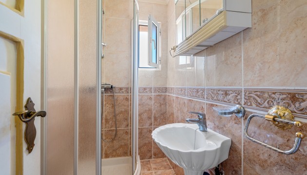 Resale - Apartment - Benidorm