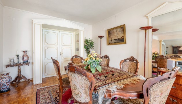 Resale - Apartment - Benidorm