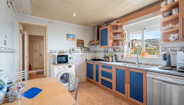 Resale - Apartment - Benidorm