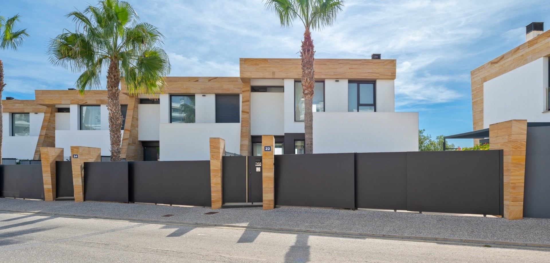 House in Los Dolses - Image 2