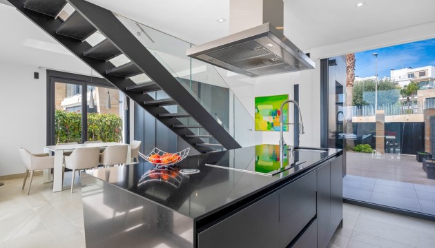 Resale - House - Orihuela Costa - Los Dolses