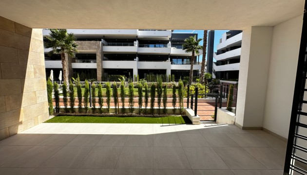 Resale - Apartment - Orihuela Costa - Playa Flamenca