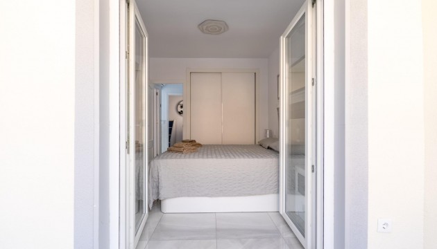 Resale - Townhouse - Torrevieja - Punta Prima