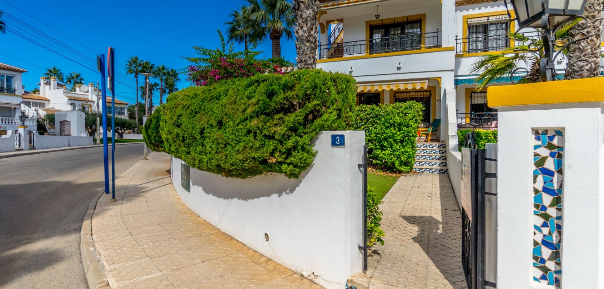 Apartment in Urbanizacion los Balcones - Image 3