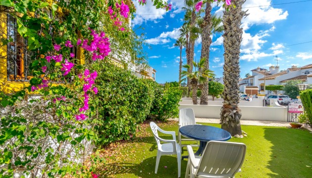 Resale - Apartment - Orihuela Costa - Villamartín