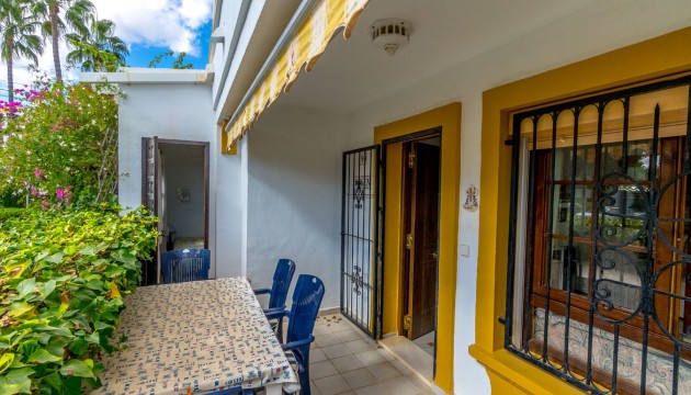 Resale - Apartment - Orihuela Costa - Villamartín