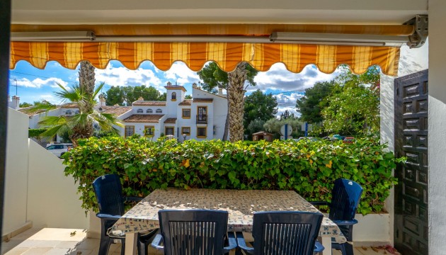 Resale - Apartment - Orihuela Costa - Villamartín