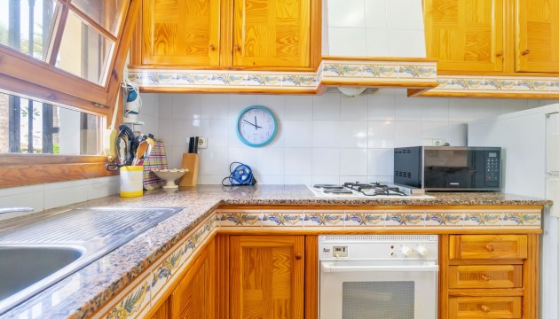 Resale - Apartment - Orihuela Costa - Villamartín