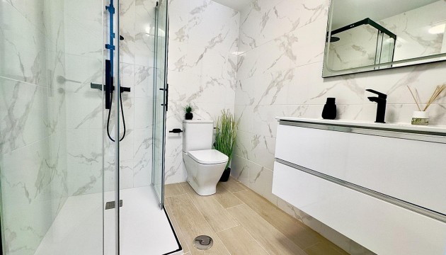Resale - Apartment - Torrevieja - Torrelamata - La Mata