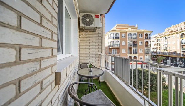 Herverkoop - Apartment - Torrevieja