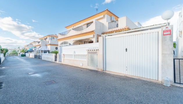 Resale - Detached Villa - Orihuela Costa - Playa Flamenca