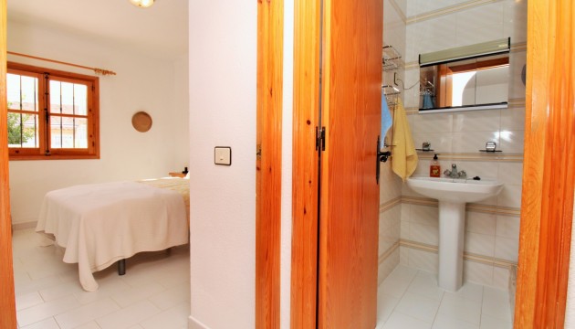 Resale - Bungalow - Orihuela Costa - Playa Flamenca