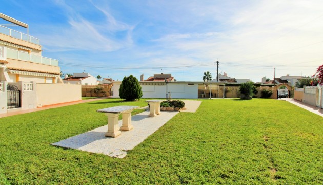 Resale - Bungalow - Orihuela Costa - Playa Flamenca