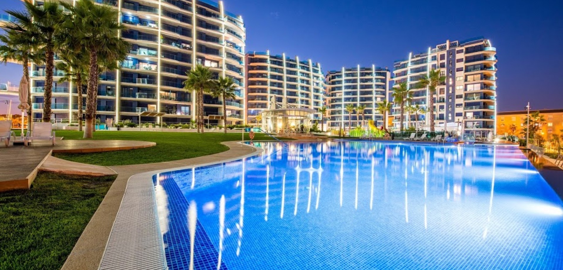 Apartment in Cabo Roig - Image 3