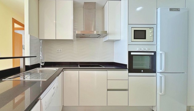 Resale - Apartment - Torrevieja - Punta Prima