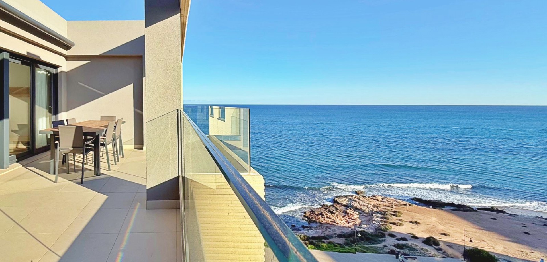 Apartment in Punta Prima - Image 5