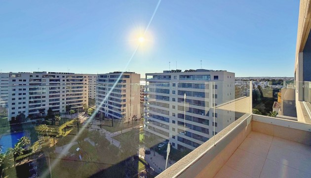 Resale - Apartment - Torrevieja - Punta Prima