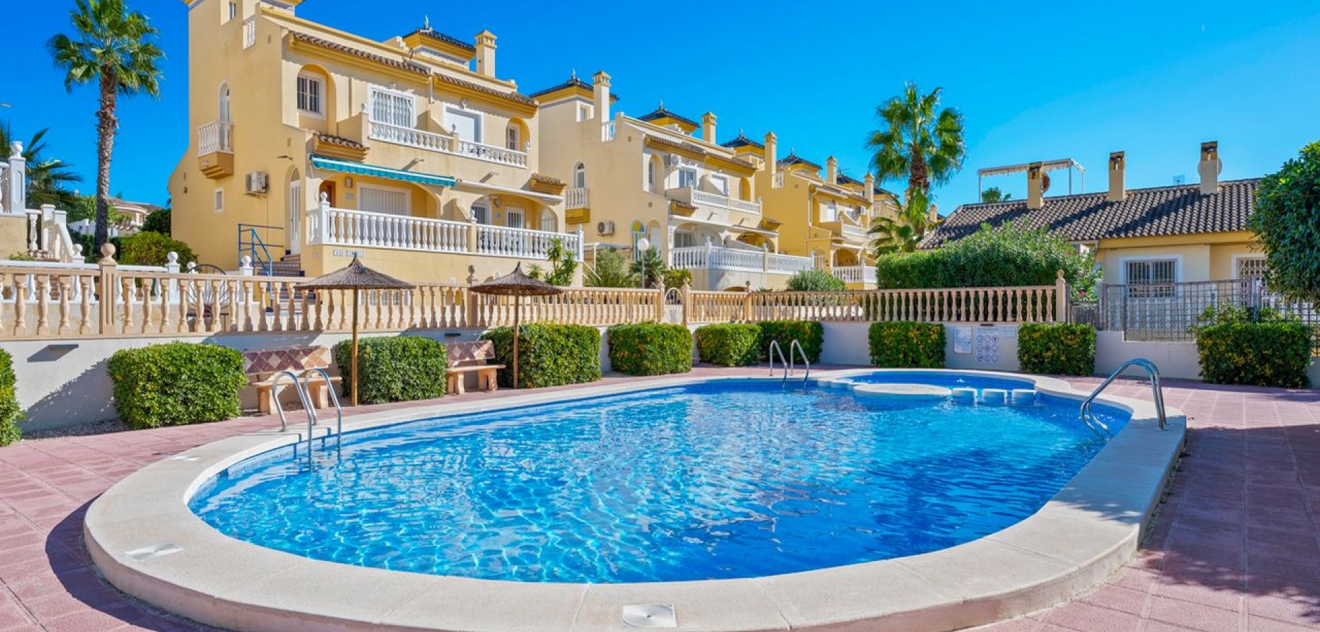 House in Benijofar - view 1