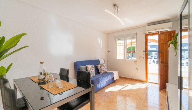 Resale - Detached Villa - Torrevieja - El limonar