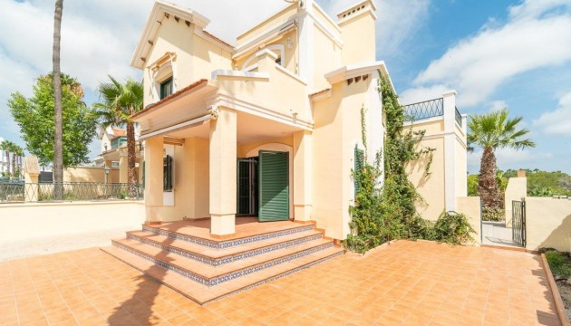 Resale - Detached Villa - Orihuela Costa - Villamartín
