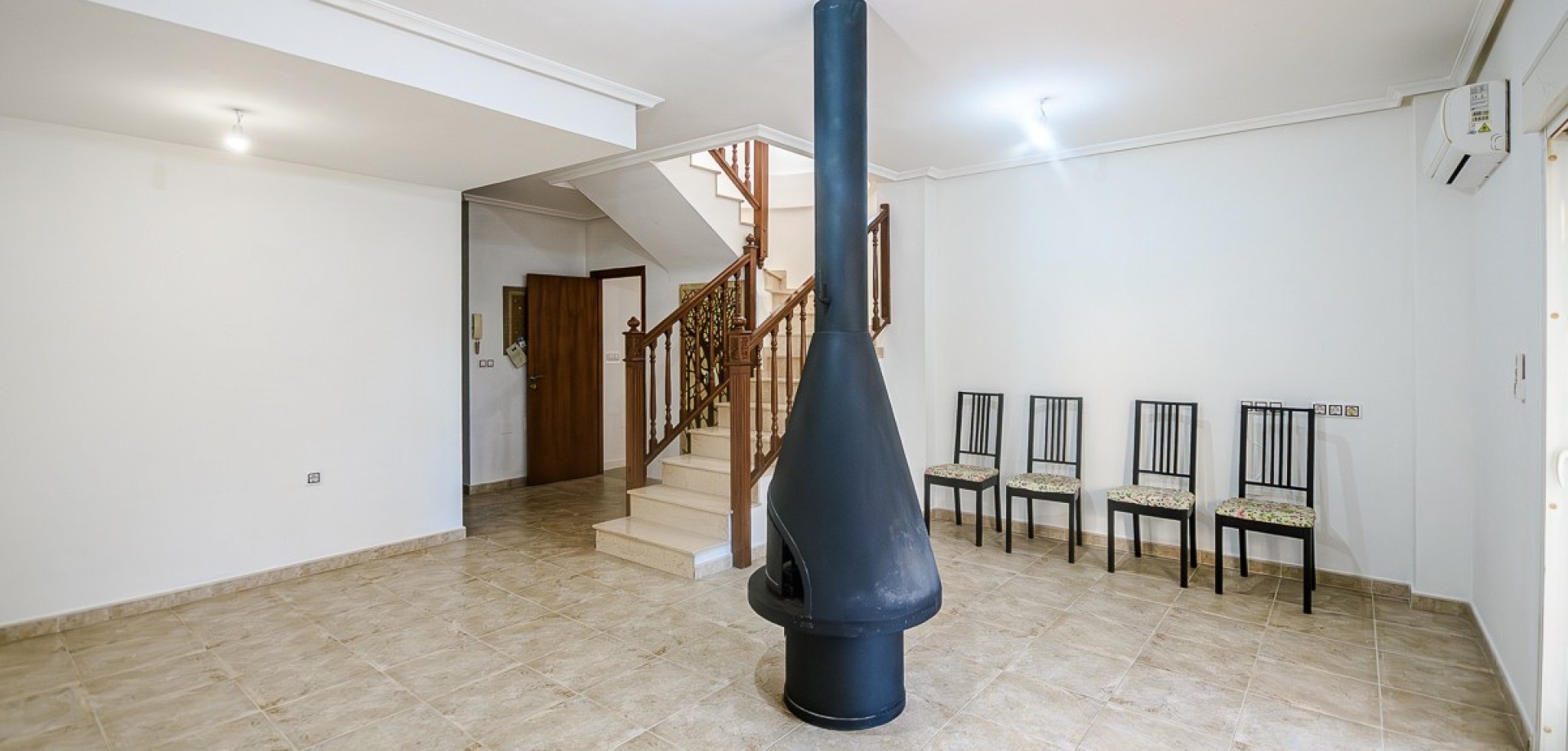 House in Urbanizacion los Balcones - Image 5