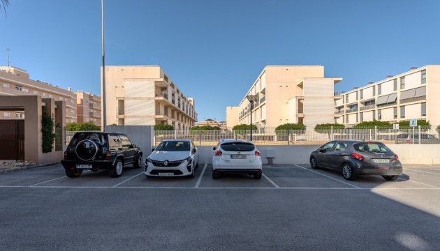 Resale - Apartment - Orihuela Costa - Los Dolses