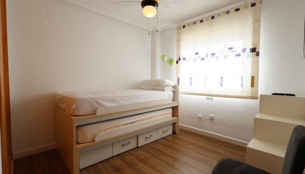 Resale - Apartment - Pilar de la Horadada - Mil Palmeras