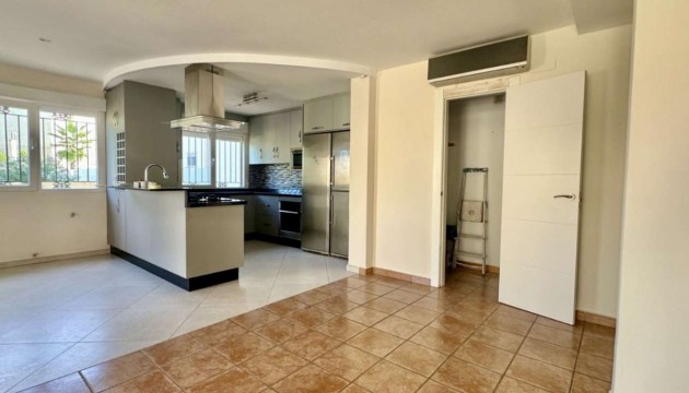 Resale - Detached Villa - Orihuela - Villamartín-Las Filipinas