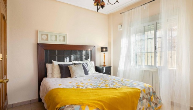 Resale - House - Orihuela Costa - Playa Flamenca