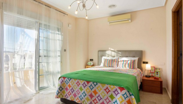 Resale - House - Orihuela Costa - Playa Flamenca