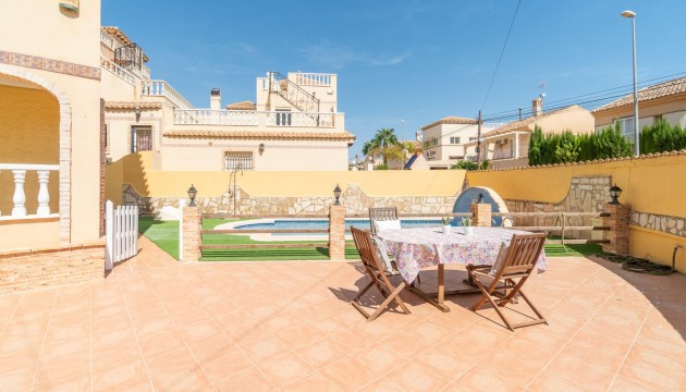 Resale - House - Orihuela Costa - Playa Flamenca