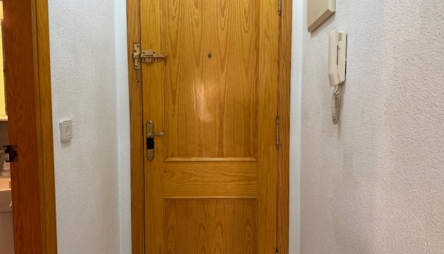 Herverkoop - Apartment - Torrevieja - Torrevieja C