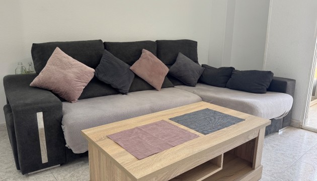 Resale - Apartment - Torrevieja - Torrevieja C