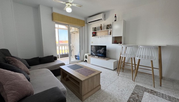 Resale - Apartment - Torrevieja - Torrevieja C