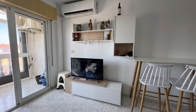 Resale - Apartment - Torrevieja - Torrevieja C