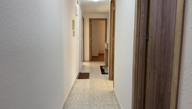 Resale - Apartment - Torrevieja - Torrevieja C